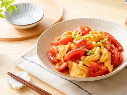 Taiwanese-style tomato and egg stir-fry with soft eggs and juicy tomatoes